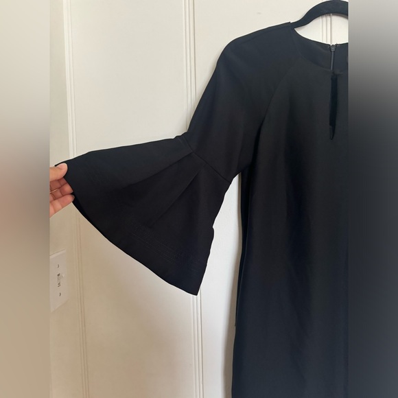 Banana Republic Bell Sleeve Keyhole Dress, Black, Size 4 Petite - Picture 2 of 8